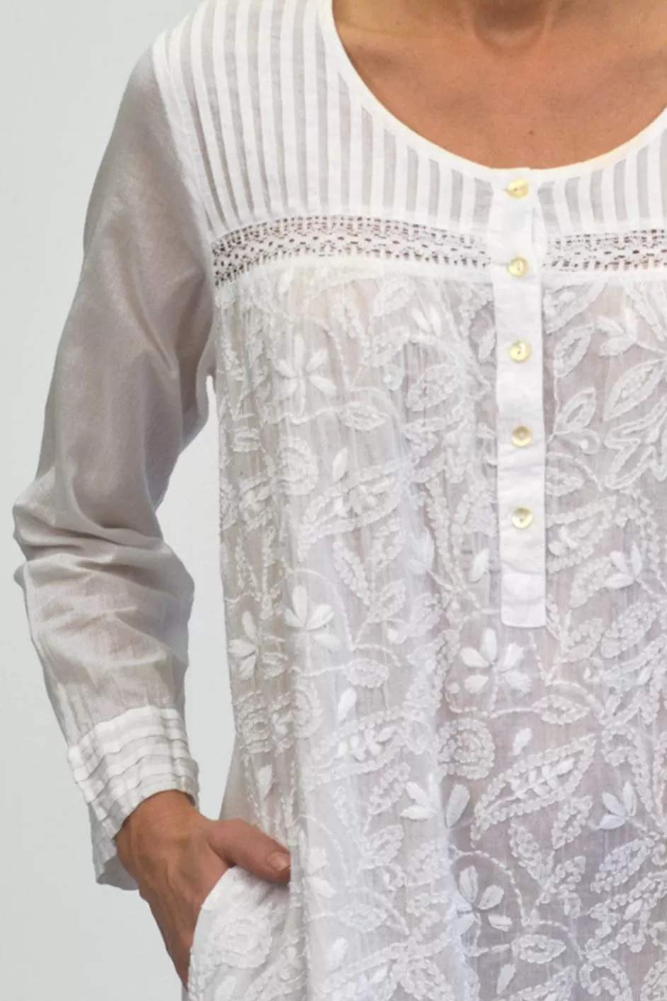 Best La Cera Long Sleeve White Embroidered Gown Gowns